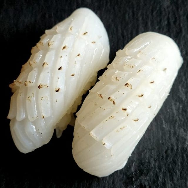 Ika Nigiri.
